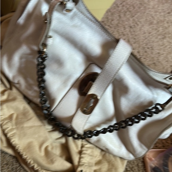 Burberry hobo - Picture 2 of 3